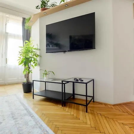 Dohany Design Apartman