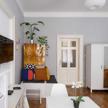 Apartment Dohany Design