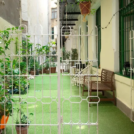Dohany Design * בודפשט