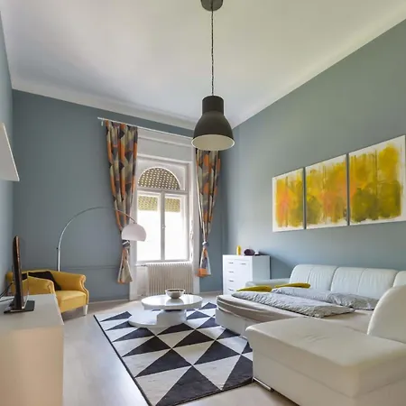 Апартаменты Dohany Design